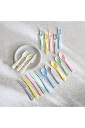 طقم سكين وشوكة وملعقة من إيلا مكون من 18 قطعة