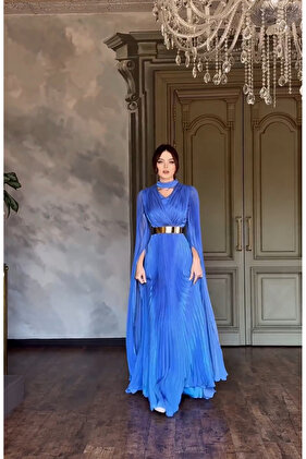 فستان سهرة طويل بأكمام ملاك من Blissli