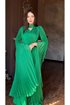 فستان سهرة طويل بأكمام ملاك من Blissli