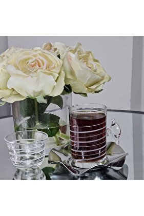 18 قطعة من أكواب الشاي والقهوة