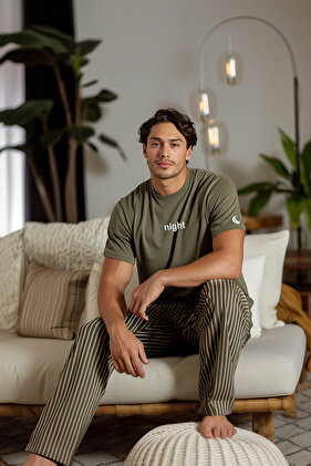 طقم بيجامة رجالي كاكي - مقاس عادي، مطبوع، مقاس كبير TMNAW25AI00001