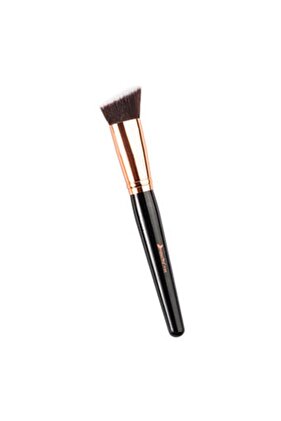 Angled Kabuki Foundation Brush - 135