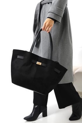 حقيبة يد وكتف نسائية كبيرة الحجم من Nubuck للموسم الجديد