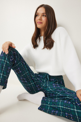 بيجامة ناعمة منقوشة باللون الأخضر والأزرق الداكن - LCE0002