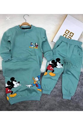 طقم بدلة رياضية للأطفال من الأسفل