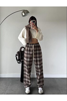 بدلة رياضية للجنسين بنمط مربع هاراجوكو باللون البني