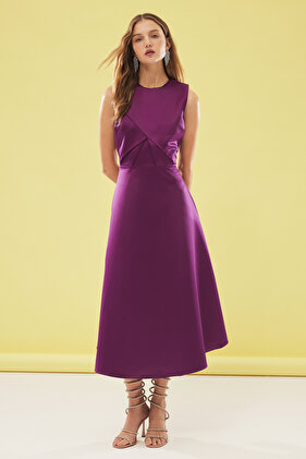 فستان أنيق منسوج من الساتان على شكل حرف A بلون البرقوق TPRSS25EL00076