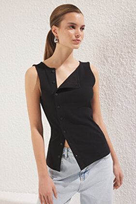 Black Button Asymmetrical Fitted/Fitted Ribbed Stretch Knitted Blouse Twoss25Bz00394