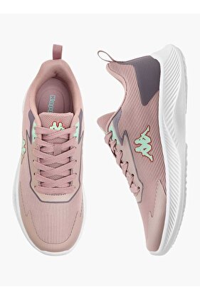 حذاء رياضي نسائي بتفاصيل الشعار مع رباط للإغلاق