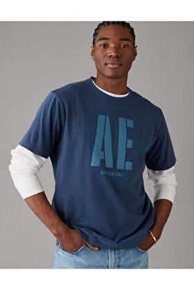 تي شيرت بشعار AE