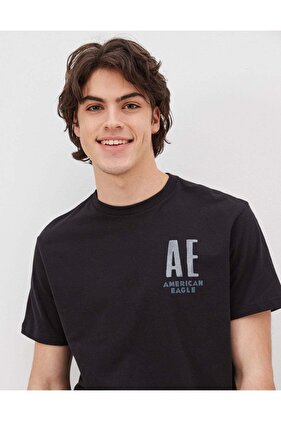 تي شيرت AE Super Soft بشعار جرافيكي