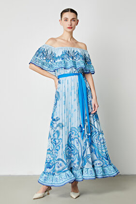 فستان مطوي مكشوف الكتفين