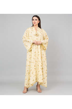 جلابية مطرزة بالزهور