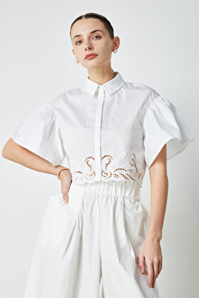 قميص قصير مطرز