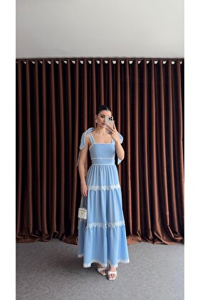 فستان طويل أزرق مع ربطة كتف