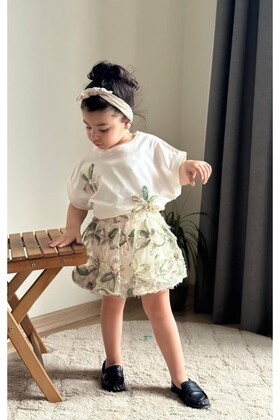 بدلة تنورة للفتيات