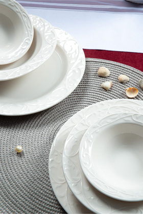 طقم عشاء بهار من البورسلين مكون من 18 قطعة لستة أشخاص