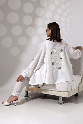 مجموعة الكيمونو والقفطان المزدوجة مع تفاصيل مطرزة بالترتر على الظهر والذراع للنساء من الأسفل إلى الأعلى