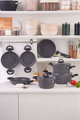 طقم أواني طهي Biogranit Eliz V2 مكون من 10 قطع باللون الأسود