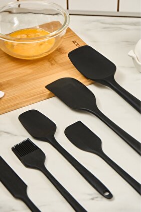 Lively 6 Parça Silikon Servis Seti Siyah