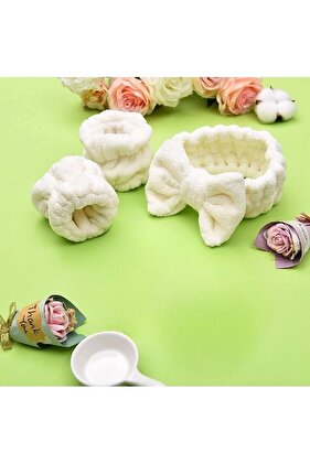 Peluş Beyaz Spa Takımı - 2 Adet Havlu Yıkama Bilekliği Ve Elastik Saç Bandı Takımı