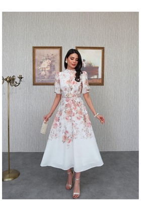 فستان ميدي زهري بأزرار أمامية