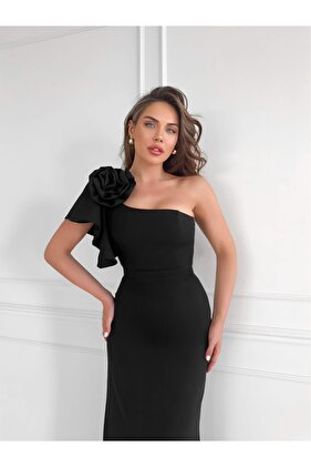 فستان بروش وردي بكتف واحد