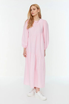 فستان منسوج من القطن ذو قصة واسعة مع تفاصيل رباط مسحوق TCTSS21EL3470