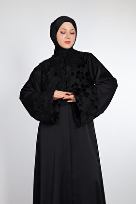Black Modern Elegance Abaya