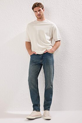 Mornarsko plave osnovne traperice sa efektom opranog izgleda TMNAW23JE00104