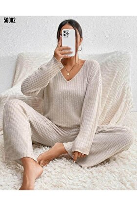 طقم بيجامة نسائي مخطط - موسمي رقيق - طقم بيجامة نسائي