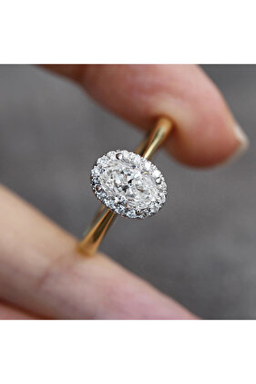 7 T0634 Huitan Trendy Women Wedding Rings Luxury Two Tone Crystal AA Cubic Zirconia Engagement Anniv