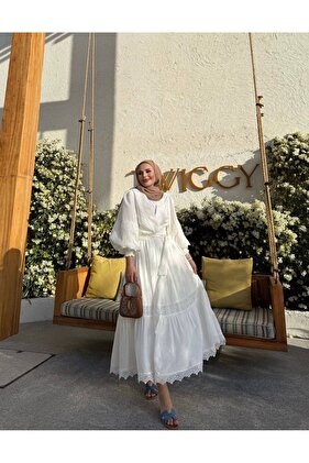 RAHİ BEYAZ TESETTÜR ETEKLİ TAKIM