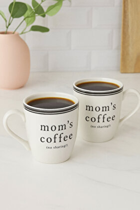 مجموعة من كوبين بورسلين مطبوع عليه "Mom's Coffee" TPHSS25UP00007