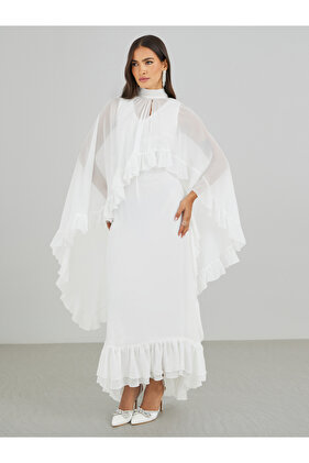 فستان ماكسي بأكمام مكشكشة ورقبة عالية