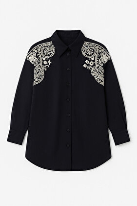 EMBROIDERED FRONT OVERSIZE SHIRT