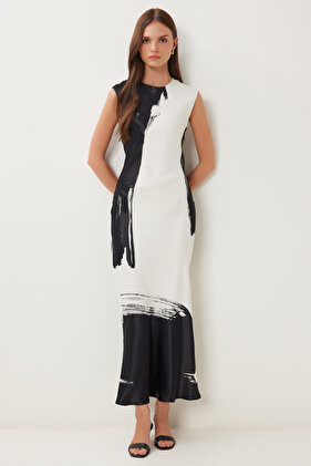 فستان نسائي أسود من الساتان بنمط عظمي VW00008