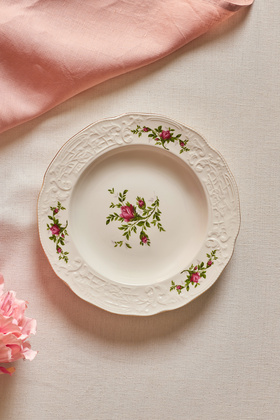 طبق وردي عتيق مقاس 22 سم كريمي