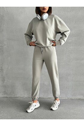 Kadın 0 Yaka Paça Lastikli Pamuklu Eşofman Takımı