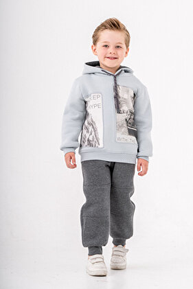 طقم للأولاد بعمر 4-8 سنوات - طقم سفلي وعلوي 7726