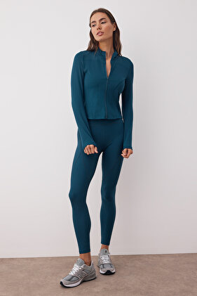 Smaragdgrüne, geraffte, gestrickte Sport-Leggings in voller Länge TWOSS21TA0023