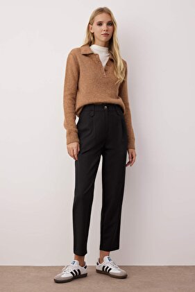 Czarne spodnie marchewkowe z wysokim stanem z tkaniny poliwiskozowej Twoss22Pl0280