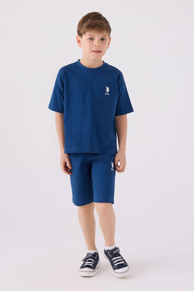 بدلة برمودا للأولاد باللون الأزرق