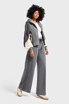 طقم نسائي رياضي مكون من قطعتين بلون رمادي w5-45، سترة بغطاء للرأس وبنطلون من الصوف، تصميم قماشي