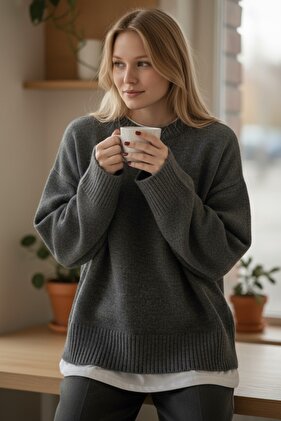 Dámsky sveter SMOKED Oversize s výstrihom do V