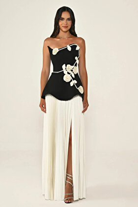 فستان سهرة طويل للنساء بنمط زهور وبدون حمالات مع تفاصيل تنورة منسدلة ولون إكرو AB7160-S