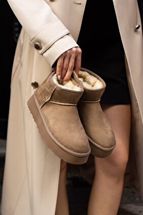 KELY Kadın Vizon Süet Kalın Taban İçi Kürklü Mini Rahat Taban Bot