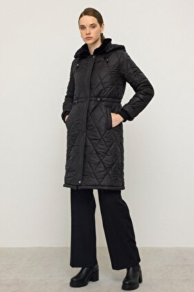 Black Quilted Coat - Detachable Hood and Fur Collar 6624