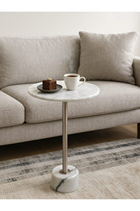 طاولة جانبية عصرية بقاعدة ورأس من الرخام وعمود معدني