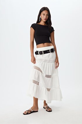 Sırt dekolteli t-shirt